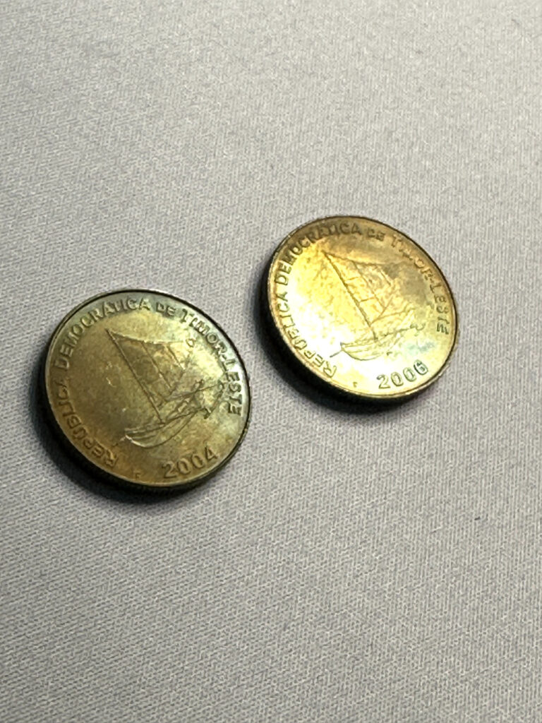 Read more about the article East Timor 2 coins 25 Centavos 2004 and 2006