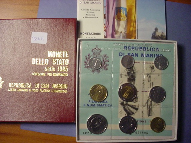Read more about the article San Marino 9 Coin Mint Set 1985 #92811