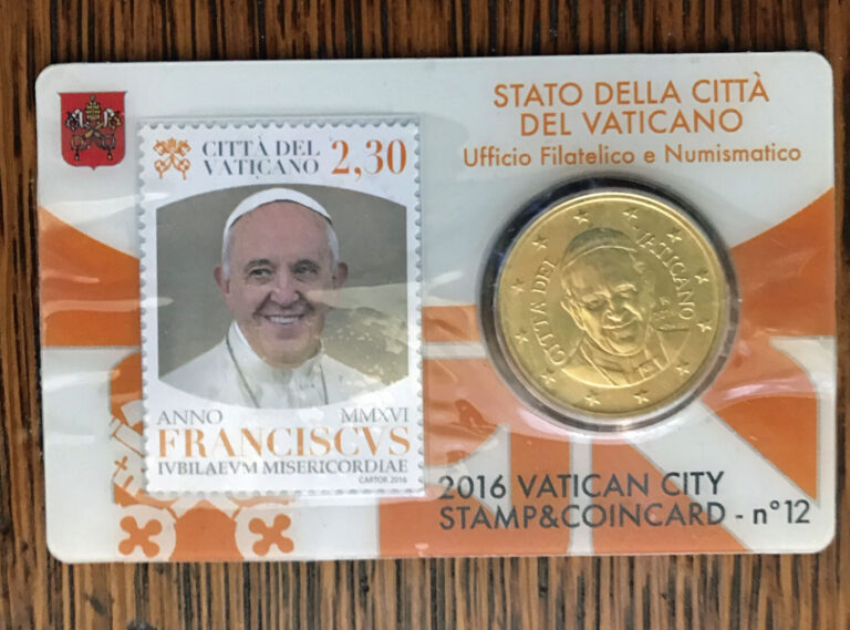 Read more about the article Official 2016 Vatican Coin + Stamp Card of Pope Francis
