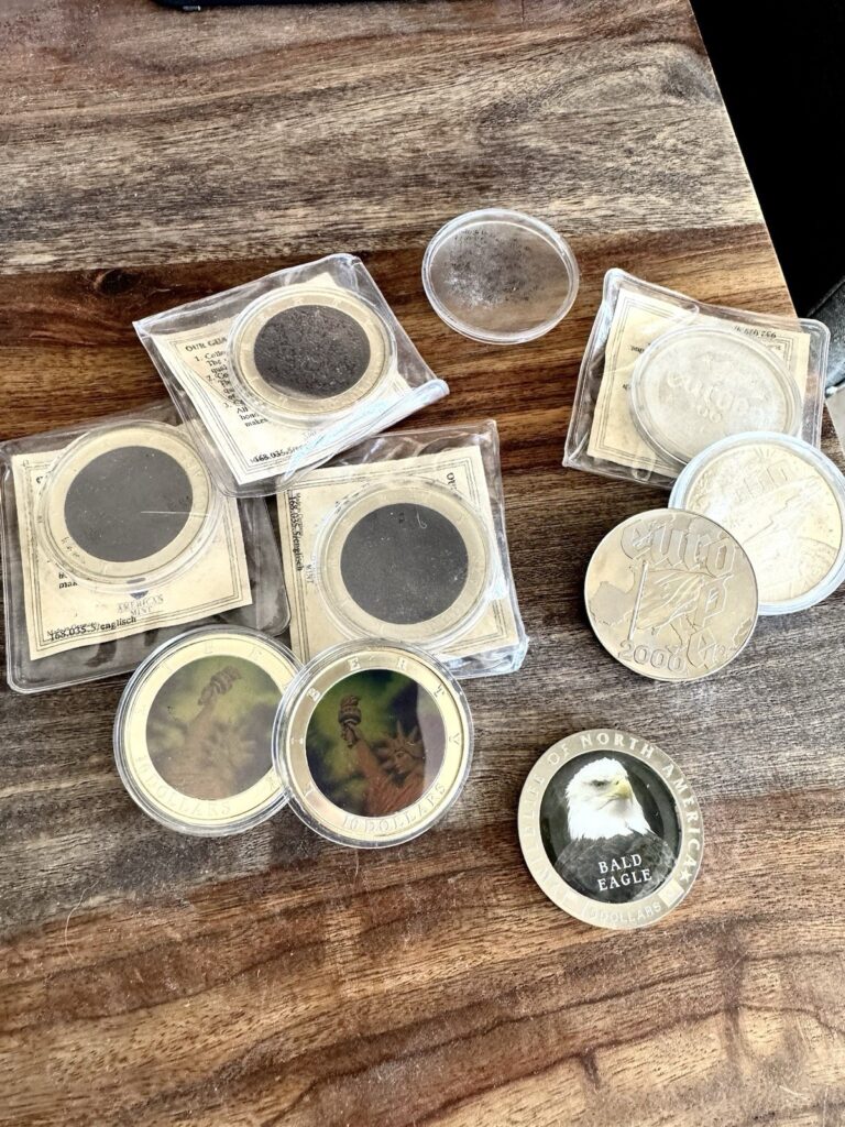 Read more about the article 9 Coins~ 2000 Republic of Liberia 10 Dollars Liberty Holographic  Europe  Eagle