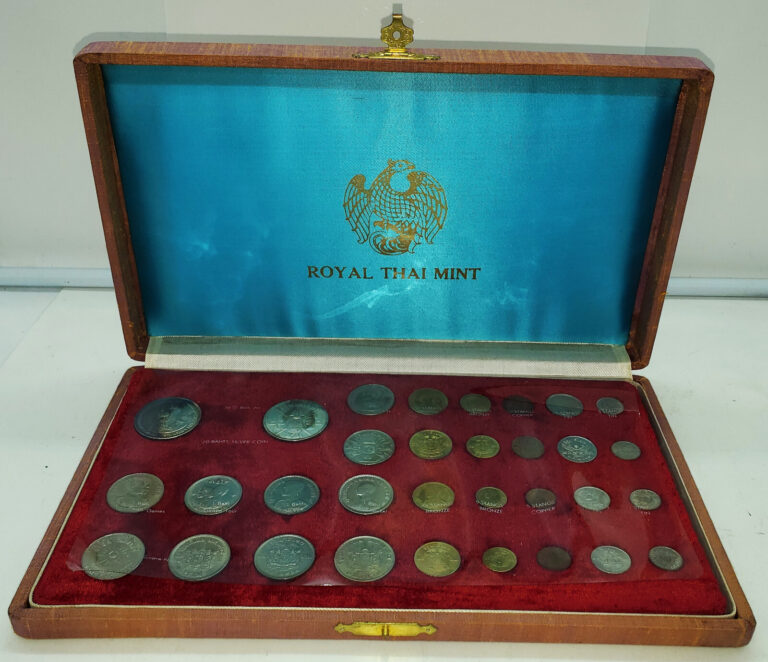 Read more about the article 1960s Royal Thai Mint Thailand Set of 32 Coins – Complete with Box