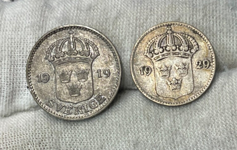 Read more about the article Early Sweden 2 Silver Coins Lot