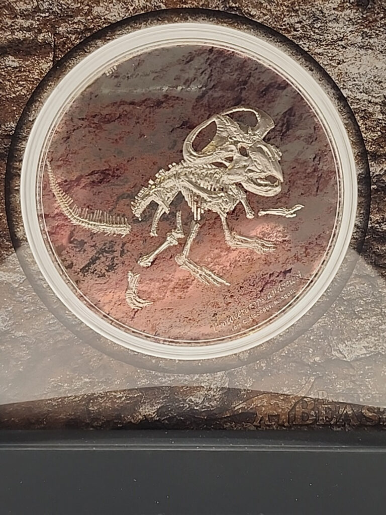 Read more about the article 2019 Mongolia – Protoceratops Andrewsi – 3 oz .999 silver Dinosaur Fossil