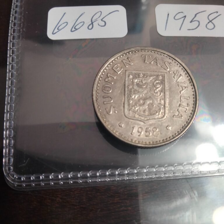 Read more about the article 1958 100 MARKKAA FINLAND SILVER COIN – IN AMAZING CONDITION –