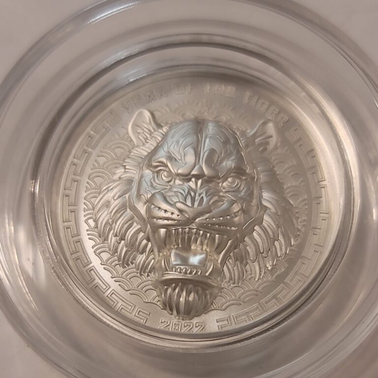 Read more about the article 2022 Fiji Lunar Tiger Ultra High Relief 1 oz .999 Silver Coin