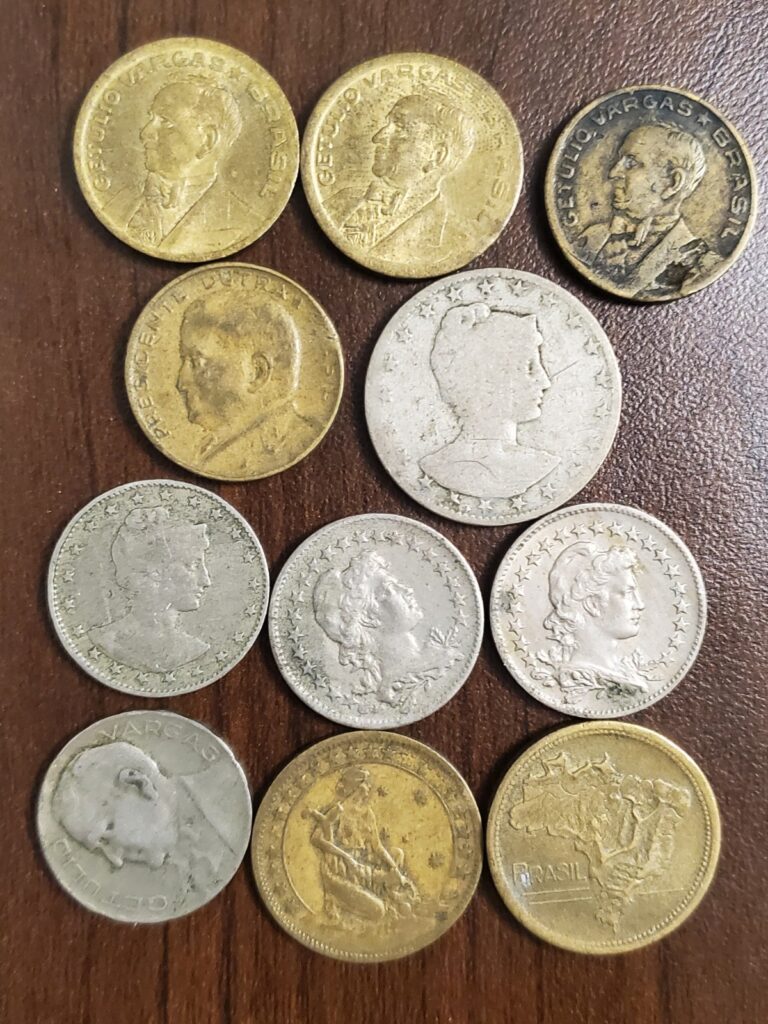 Read more about the article Old Brazilian Coin Lot 50 Centavos 100  200  300  500 Reis Foreign World Coins