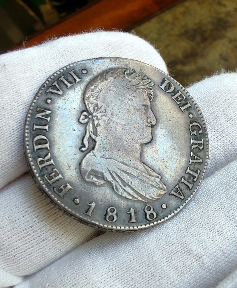 Read more about the article 1818 Guatemala M 8 Reales silver colonial coin