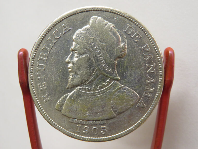 Read more about the article 1905 Panama Cincuenta 50 Centesimos Silver Coin