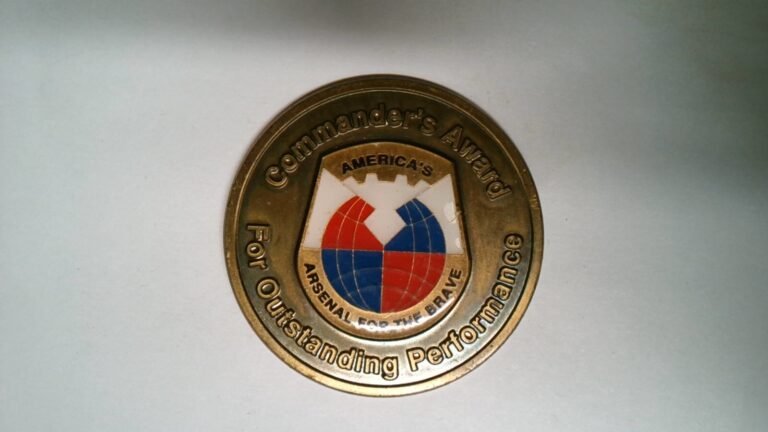 Read more about the article CHALLENGE COIN OLDER TASK FORCE FALCON ARMY MATERIEL COMMAND LSE KOSOVO