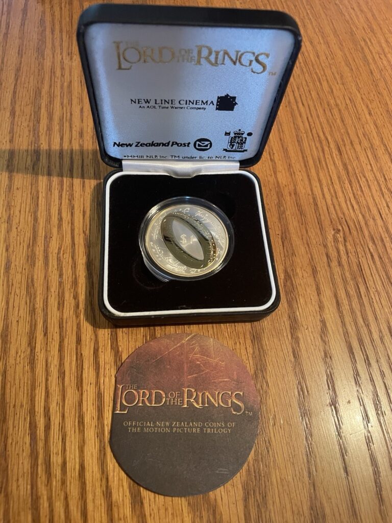 Read more about the article New Zealand – 2003 – Sterling Silver Proof Coin- Gilded Lord of The Rings