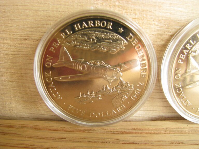 Read more about the article LOT of 4 Republic of LIBERIA 5 dollar coins 2000 ATTACK on PEARL HARBOR  Cased