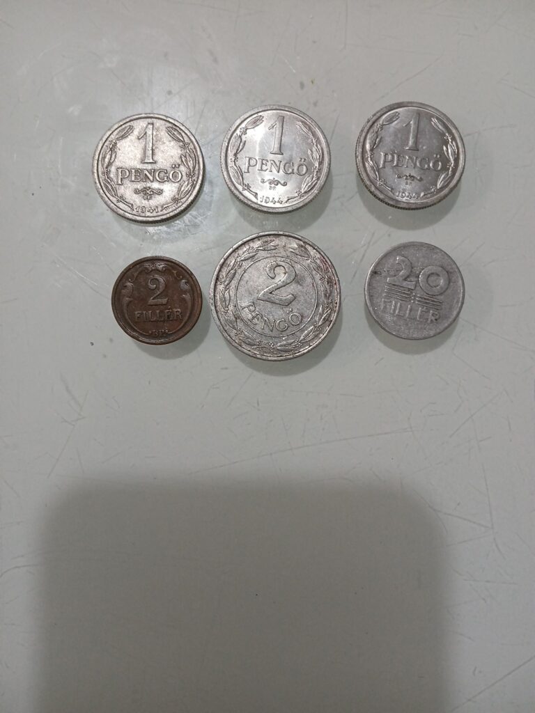 Read more about the article hungary coin set (3)1penco 1941 1944 1944 (1)2 Filler1938 (1)2penco1942 20filer