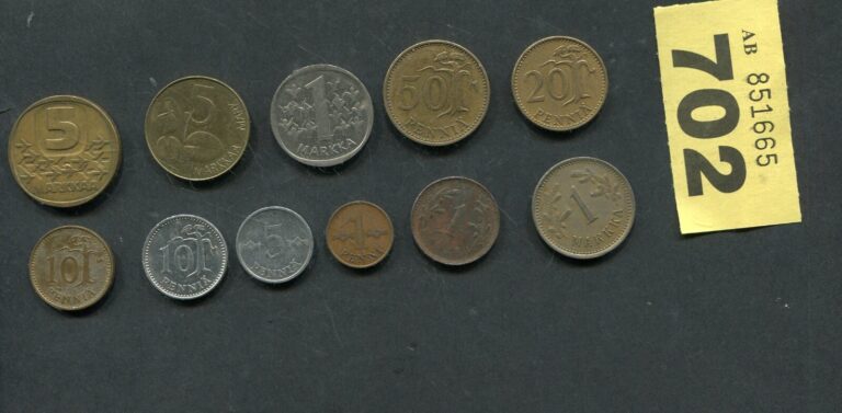Read more about the article Set of  11   coins of      Finland