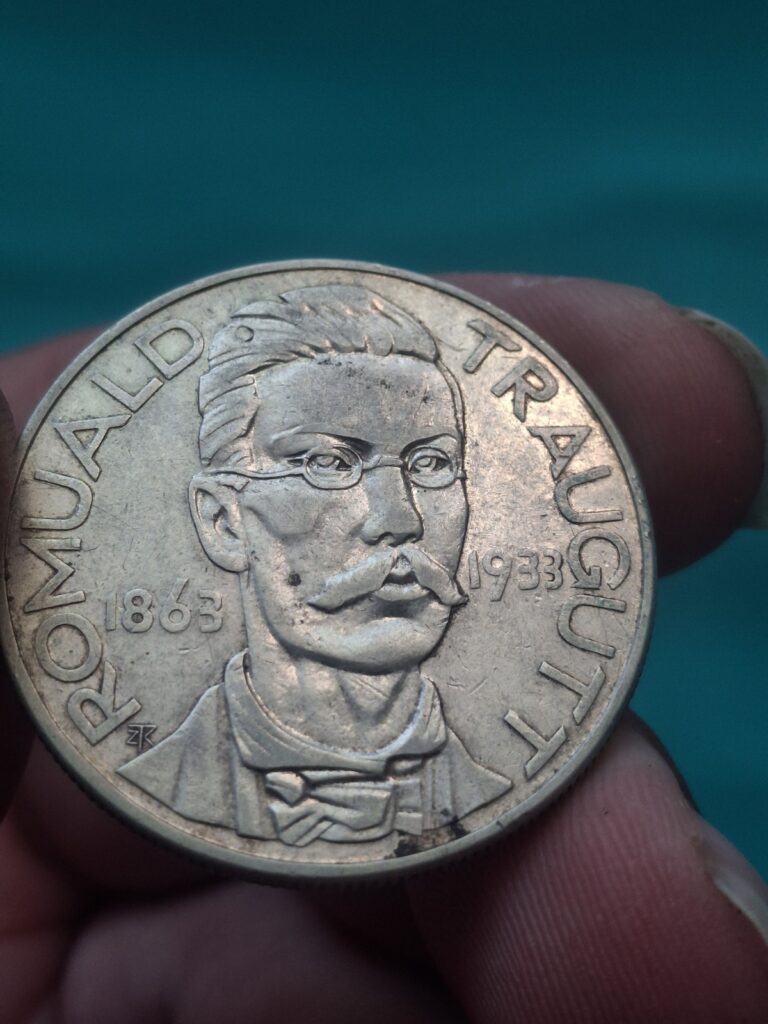 Read more about the article 1933 Poland Romuald Traugutt 10 Zlotys Silver Coin ***XF Condition***