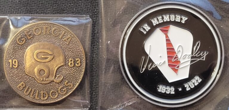 Read more about the article GEORGIA BULLDOGS Coins UGA Vince Dooley 1983