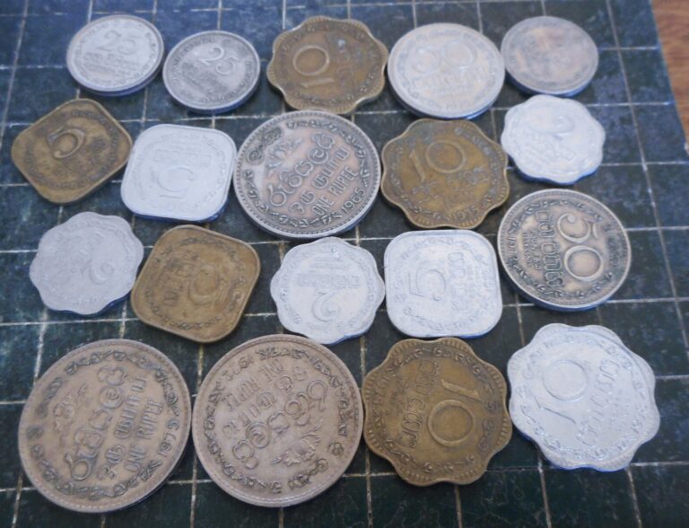 Read more about the article Lot of 19 India Coins . Obsolete  Vintage  Copper  Brass  Rupee  Cent  1965-1978