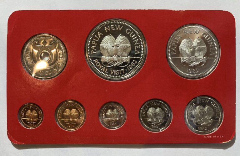 Read more about the article 1982 PAPUA NEW GUINEA 8 COIN PROOF SET W/BOX AND COA RARE SET