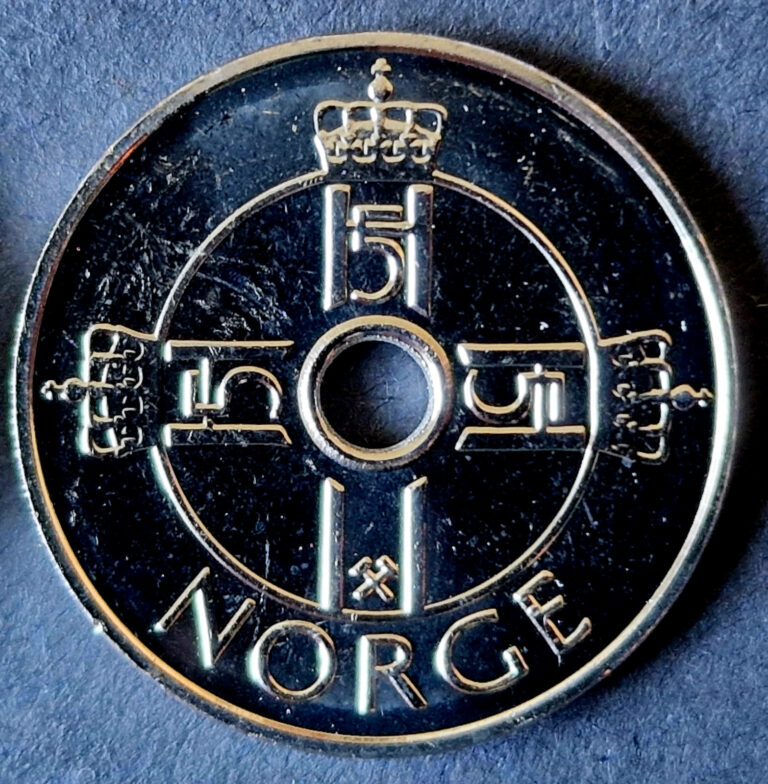 Read more about the article Norway 2015 Coin from Bank Roll – 100% UNC Money – Coins with Hole