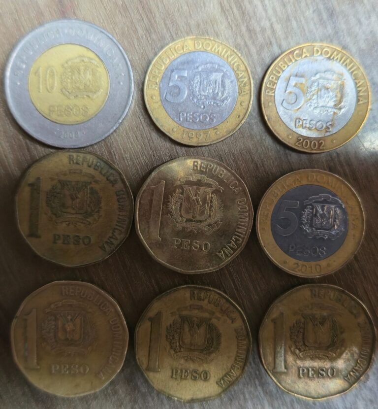 Read more about the article coins Dominican Republic 9pcs
