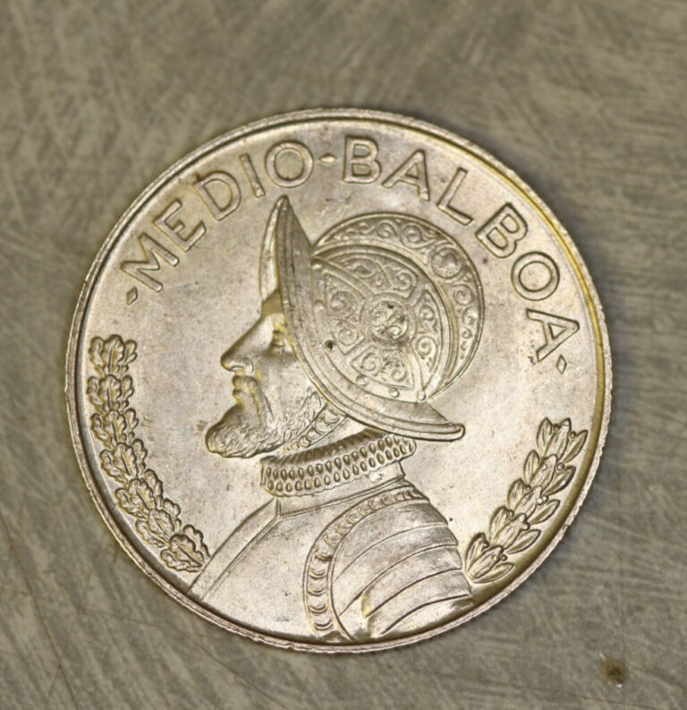 Read more about the article 💲 Panama 1962 Half Balboa 90% Silver Coin About UNC Medio 1/2 Balboa