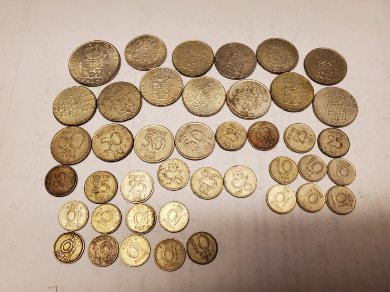 Read more about the article Lot of 41 silver Sweden Coins