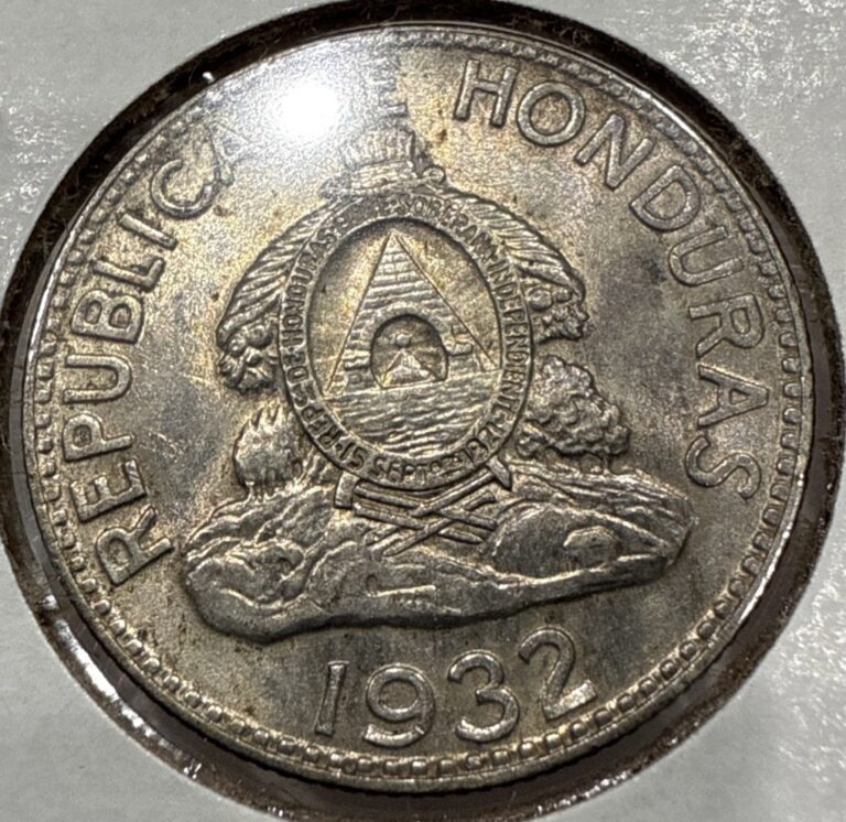 Read more about the article 1932 50 Centavos Honduras Chieftain Silver Scarce 50C Coin BU
