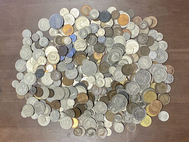 Read more about the article 3+ Pound Bulk Lot of Netherlands Coins  Circulated World/Foreign Coins