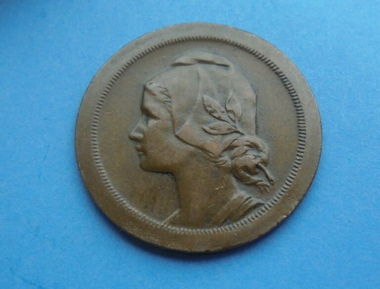 Read more about the article Portugal  20 Centavos 1925  as shown.