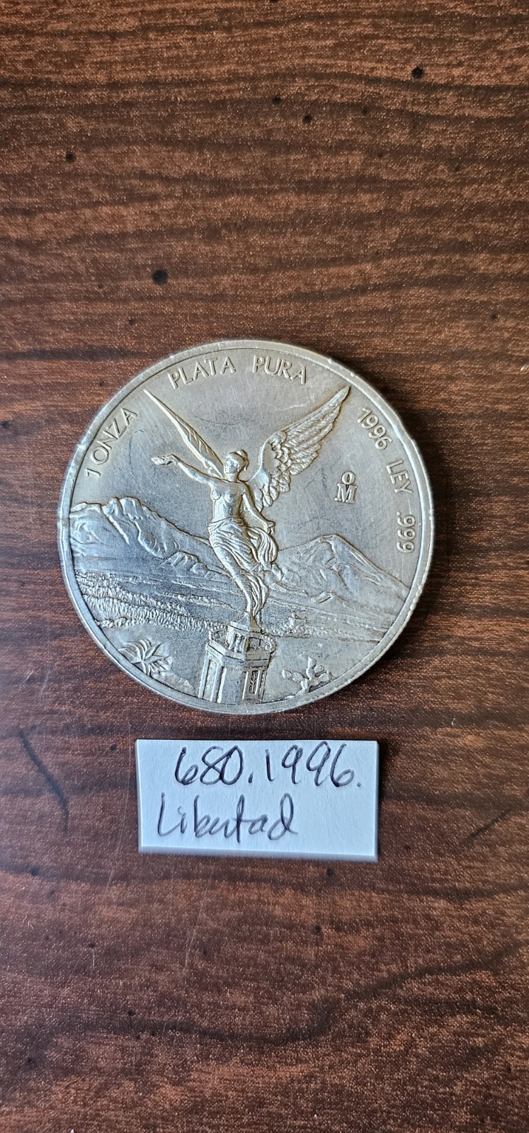 Read more about the article Mexico Liberty 1996  1 Oz .999 Fine Silver Coin   Libertad 999 KEY-DATE BU UNC