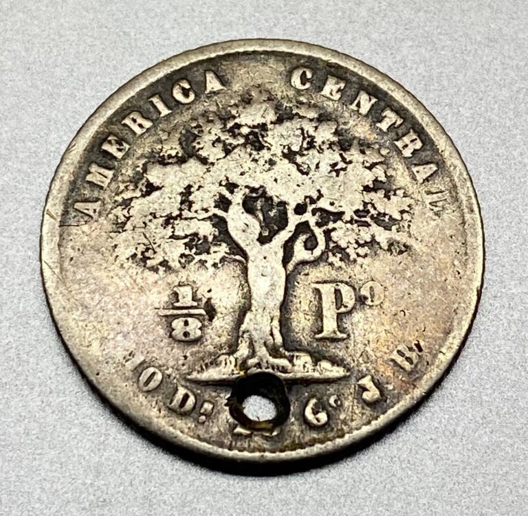 Read more about the article 🇨🇷 COSTA RICA• 1/8 PESO 1850• SILVER COIN