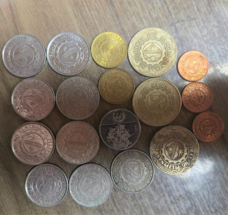 Read more about the article coins Philippines 18 pcs