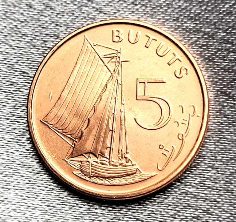 Read more about the article Gambia 5 Bututs Coin 1998  UNC  Featuring Sailing Ship and Coat of Arms