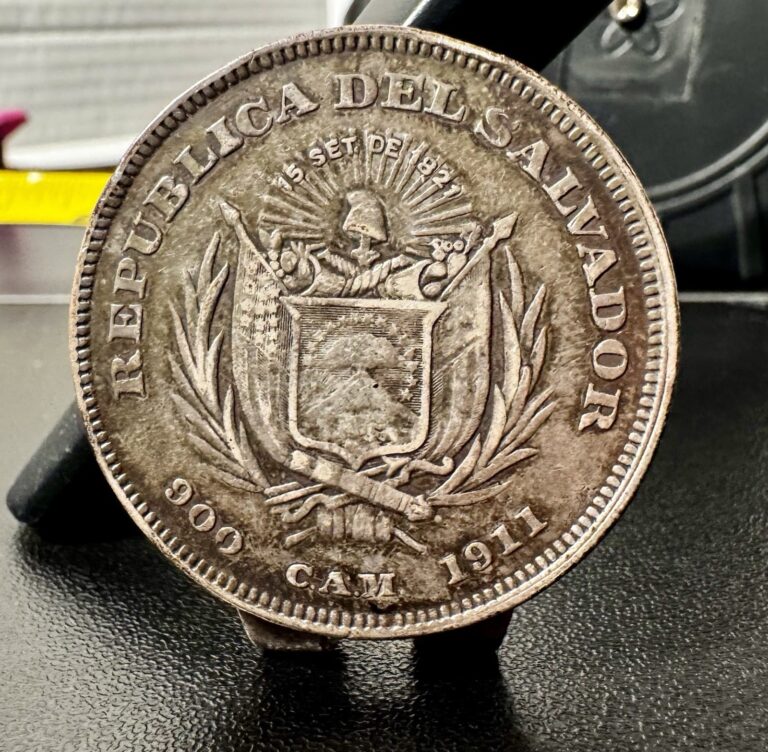 Read more about the article 1911 CAM 1 Peso  GENUINO EL SALVADOR SILVER  Made Into Money Clip