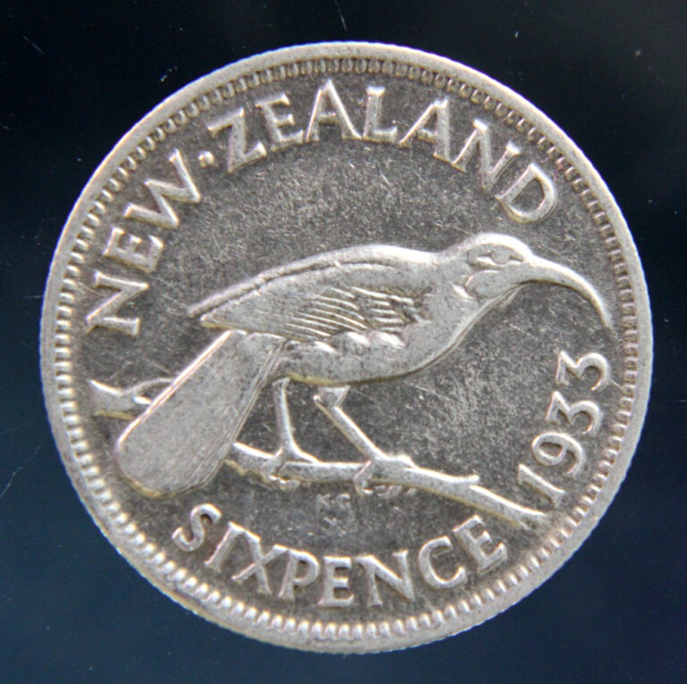 Read more about the article New Zealand  6 pence  1933  silver coin