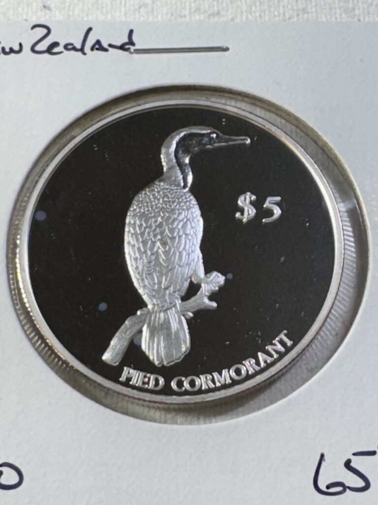 Read more about the article 2000 New Zealand $5 Silver Proof Coin Pied Cormorant Commemorative