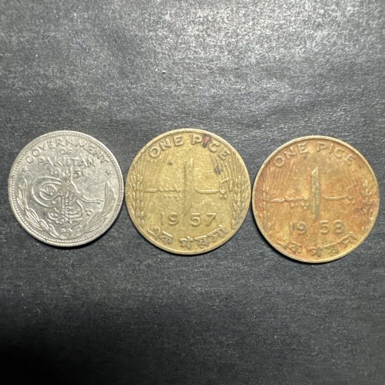Read more about the article Pakistan Lot Of 3 Coins 1951 1957 1958 Quarter Rupee Pice World Foreign Moon