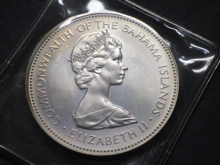 Read more about the article Bahamas 1971 SILVER TWO DOLLAR COIN with case