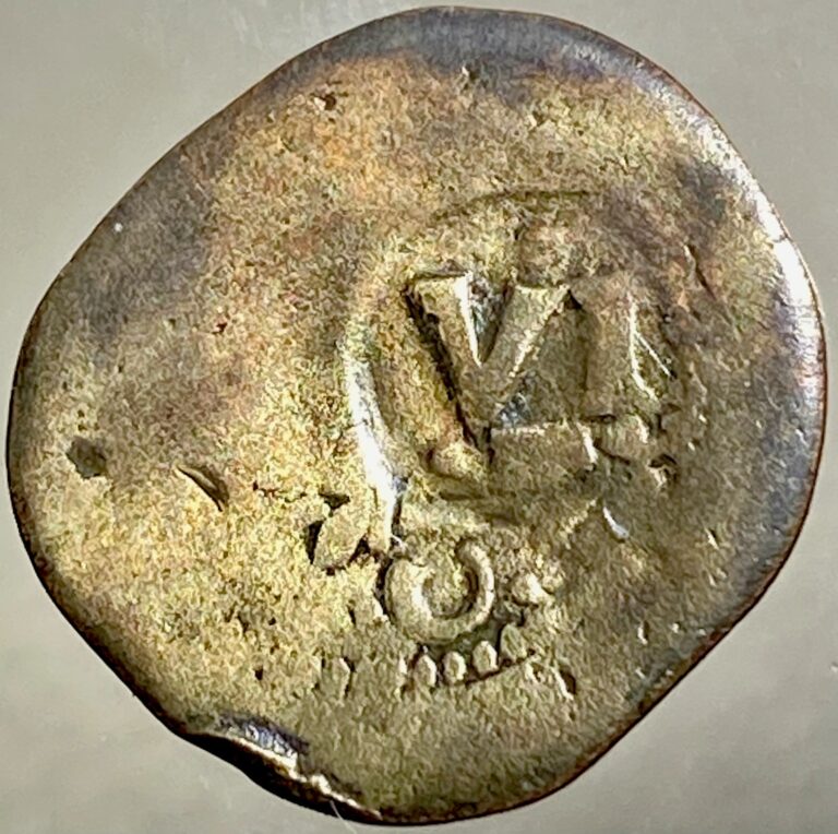 Read more about the article 1636 Spanish Empire Coin 6 Maravedi Pirate Era Counterstamped (see Description)