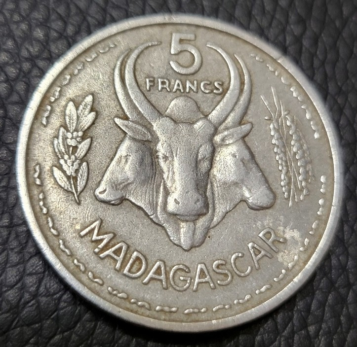 Read more about the article 1953 Madagascar 5 Francs Coin