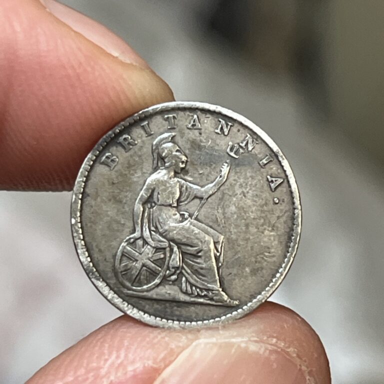 Read more about the article 1862  Ionian Islands  Silver  30 Lepta  Britannia   KM# 35 Nice Details
