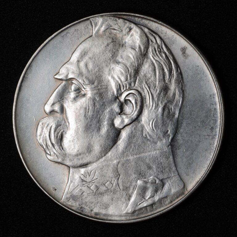 Read more about the article 1939 Poland 10 Zlotych Silver Coin