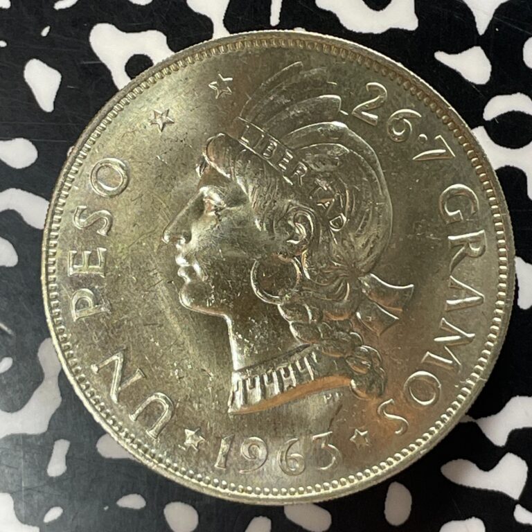 Read more about the article 1963 Dominican Republic 1 Peso Lot#T5361 Large Silver! High Grade! Beautiful!