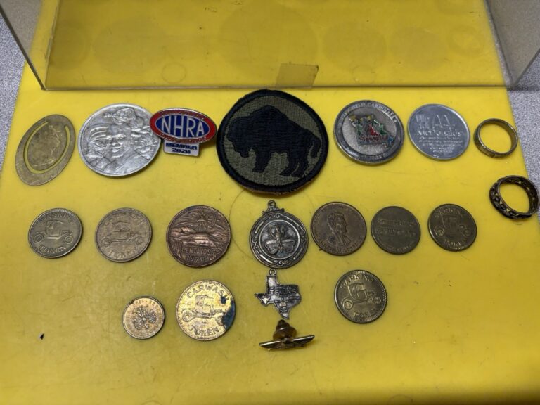 Read more about the article MICHAEL JORDAN 1996 SPACE JAM TOKEN/COIN+19 MISC TOKENS-COINS-PINS-PENDANTS L-20