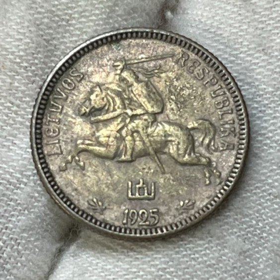 Read more about the article 1925 LITHUANIA 1 Litas Coin