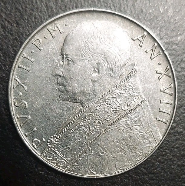 Read more about the article 1956 XVII VATICAN CITY 100 LIRE STAINLESS STEEL VINTAGE COIN POPE PIUS XII KM 55