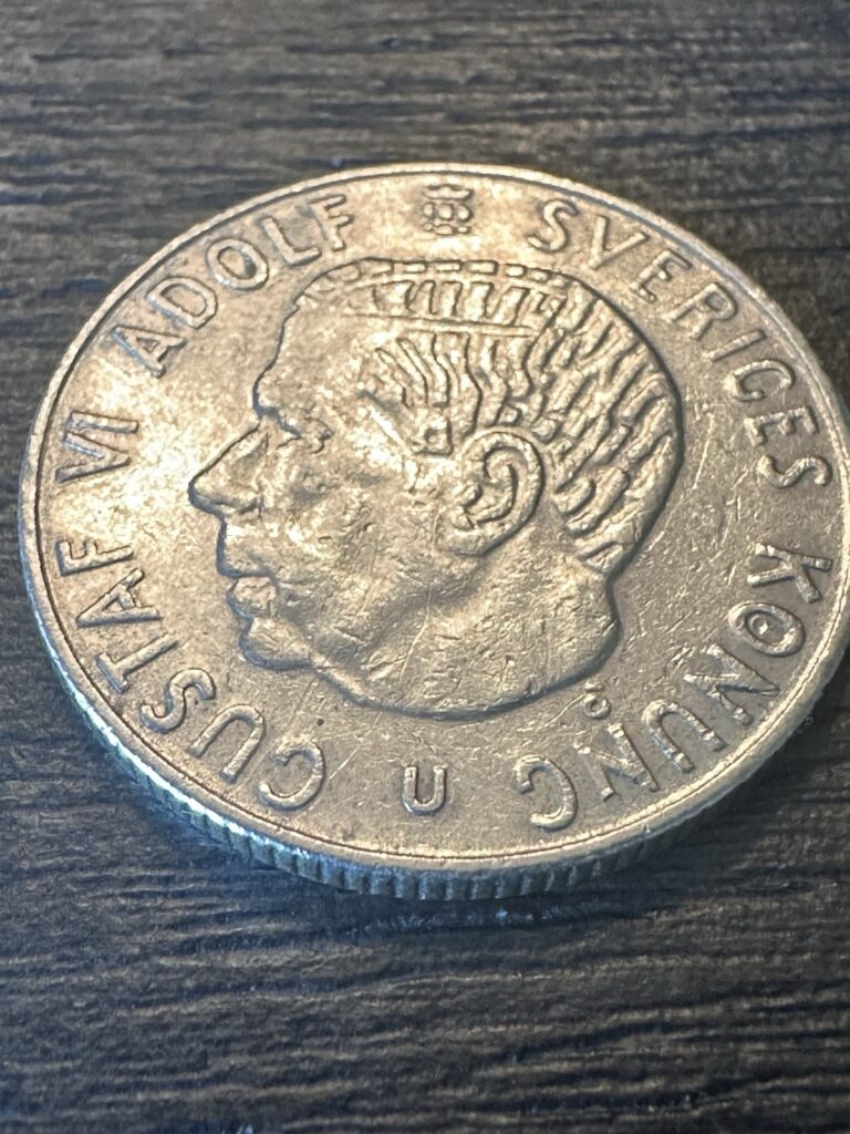Read more about the article 1971 Sweden 1 Krona Coin KM 826a