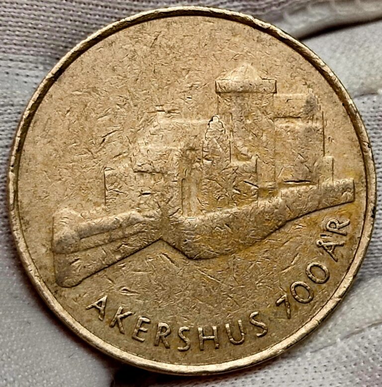 Read more about the article Norway 1999 Coin – Circulated 20 Krones – Arkehus 700 Anniv. Kroner Money