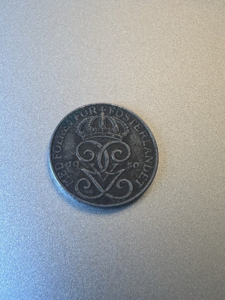 Read more about the article 1950 Sweden 1 Ore Coin KM 810