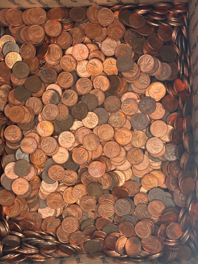 Read more about the article Lot of Over 250 (1.5 -2 lbs) Pre-1982 Copper Canada Cents Most are Uncirculated