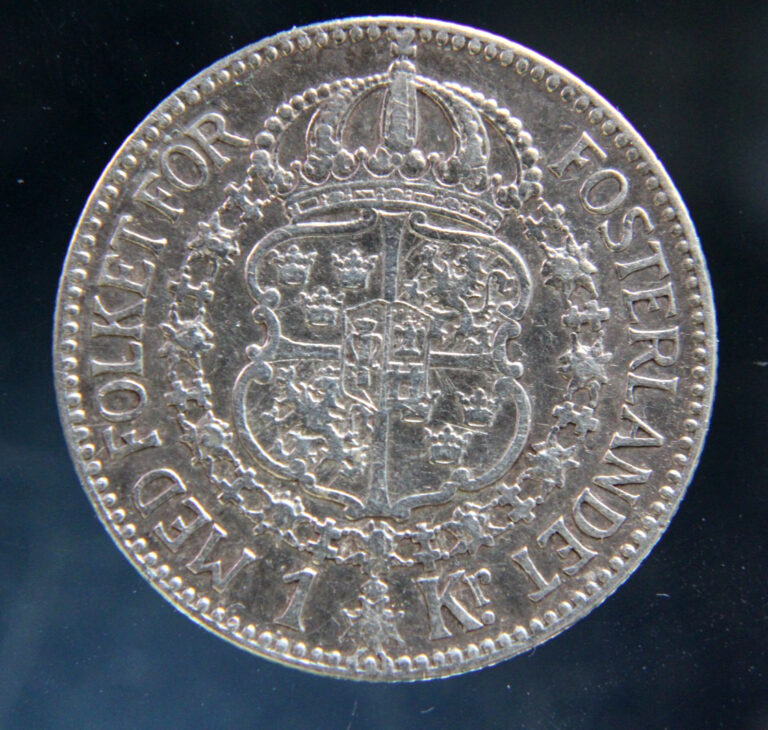 Read more about the article Sweden 1 Krona  1915  silver coin(0.800)